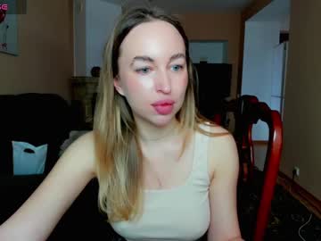 Blossom_Cam Chaturbate stream image from May 12, 2025