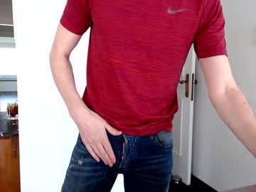 Wave3210 Chaturbate stream image from May 12, 2025