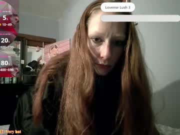 Sexyred247365 Chaturbate stream image from May 12, 2025
