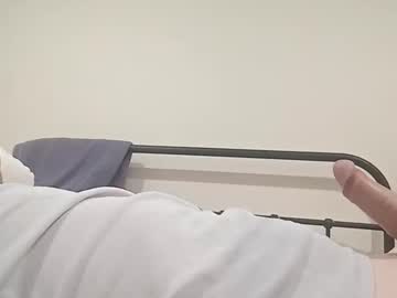 Bennyinbrissy Chaturbate stream image from May 12, 2025