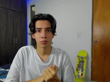 Alan_Boy01 Chaturbate stream image from May 12, 2025