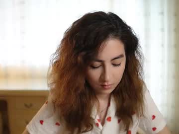 Darline_Kate Chaturbate stream image from May 12, 2025
