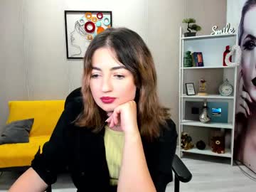 Leilajonnes Chaturbate stream image from May 12, 2025
