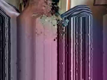 Luvtocum46 Chaturbate stream image from May 12, 2025