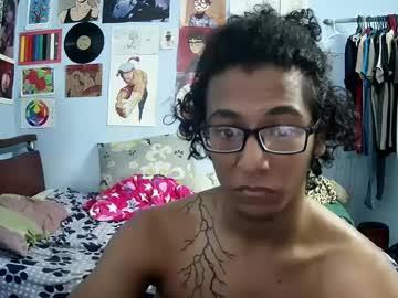 Monsteruwo Chaturbate stream image from May 12, 2025