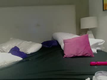 Blakebexley Chaturbate stream image from May 12, 2025