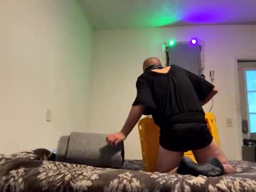 Jcmack4life Chaturbate stream image from May 12, 2025