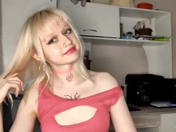 Sweet_Neighborxxx Chaturbate stream image from May 12, 2025