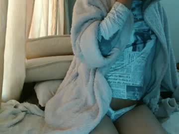 Swiri123 Chaturbate stream image from May 12, 2025