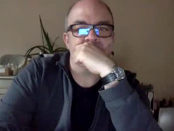 Bernard_French Chaturbate stream image from May 12, 2025