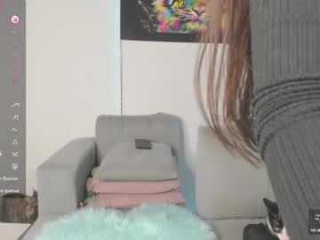 Little_Caro13 Chaturbate stream image from May 12, 2025