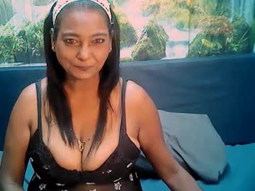 Indianmilf694u Chaturbate stream image from May 12, 2025