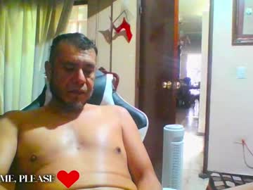 Mrcforyou Chaturbate stream image from May 12, 2025