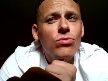 Tomboy1986 Chaturbate stream image from May 12, 2025