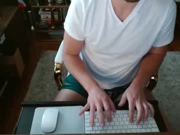 Tray1987 Chaturbate stream image from May 12, 2025
