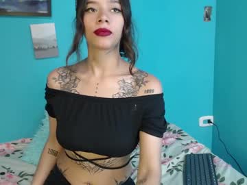 Lyla_Queen Chaturbate stream image from May 12, 2025