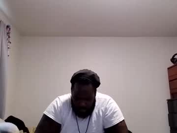 Miles2674 Chaturbate stream image from May 12, 2025