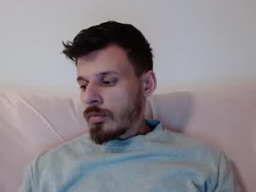Rayann27 Chaturbate stream image from May 12, 2025