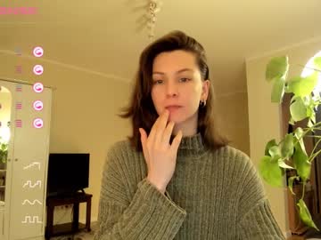 Gingerbread__House Chaturbate stream image from May 12, 2025