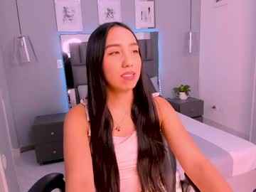 Luna_R_ Chaturbate stream image from May 12, 2025
