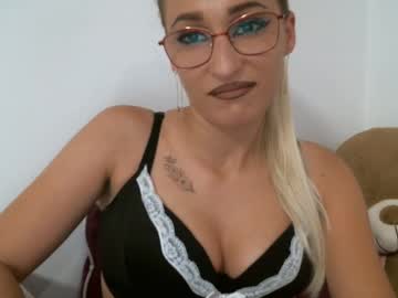Beth240598 Chaturbate stream image from May 12, 2025