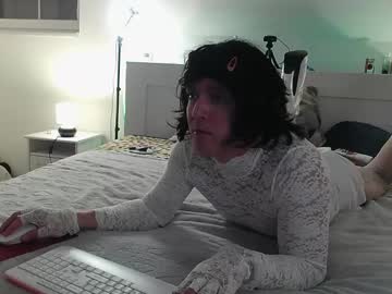 Jellybumdp Chaturbate stream image from May 12, 2025