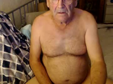 Stevencharles54 Chaturbate stream image from May 12, 2025