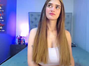 Little_Foxxie Chaturbate stream image from May 12, 2025