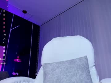Viiolet_Lanee Chaturbate stream image from May 13, 2025