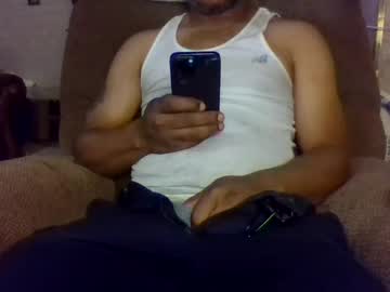 1here4u2use Chaturbate stream image from May 13, 2025