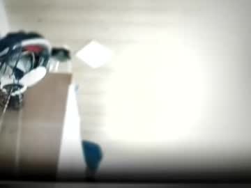 Bluee_Rose Chaturbate stream image from May 13, 2025