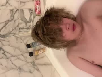 Felix0420 Chaturbate stream image from May 13, 2025
