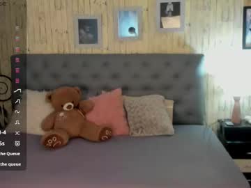 _Mia_Kitty Chaturbate stream image from May 13, 2025
