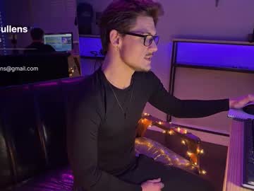 Coltoncullens Chaturbate stream image from May 13, 2025