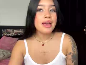 Candy_Roos Chaturbate stream image from May 13, 2025
