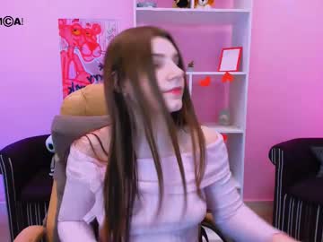 Lumi_Gloom Chaturbate stream image from May 13, 2025