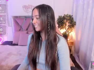 Laraa_Tay Chaturbate stream image from May 13, 2025