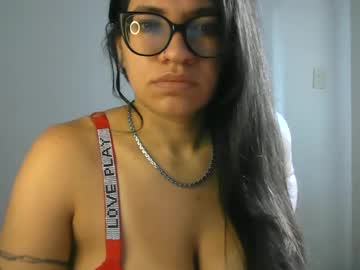 Gia_And_Lara Chaturbate stream image from May 13, 2025