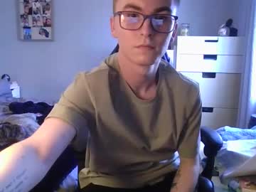 Krb98 Chaturbate stream image from May 13, 2025