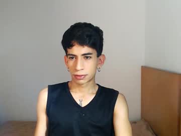 Zack_Kingg Chaturbate stream image from May 13, 2025