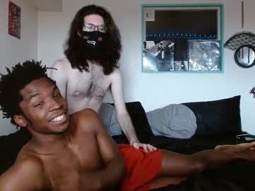 Graybackwoods Chaturbate stream image from May 13, 2025