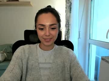 Katieee2006 Chaturbate stream image from May 13, 2025