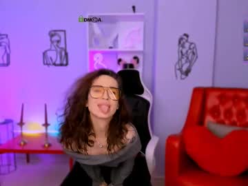 Yours_Sunny Chaturbate stream image from May 13, 2025