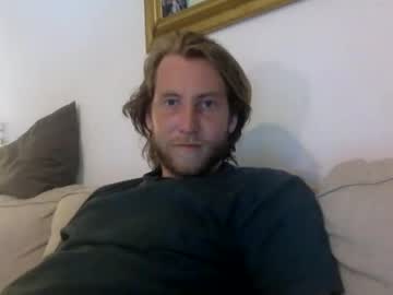 D3nnis_123 Chaturbate stream image from May 13, 2025