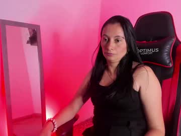 Gracekell12 Chaturbate stream image from May 13, 2025