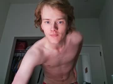 Gradyfux Chaturbate stream image from May 13, 2025