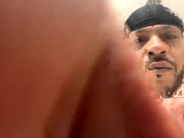 Haloghos33 Chaturbate stream image from May 13, 2025