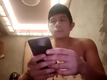 Jjboy74472 Chaturbate stream image from May 13, 2025