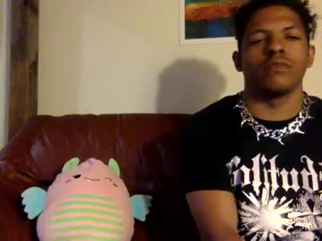 Skimaskedsex Chaturbate stream image from May 13, 2025