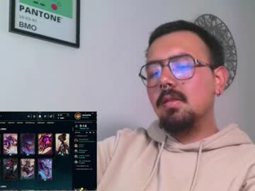 Submissiveplayer Chaturbate stream image from May 13, 2025